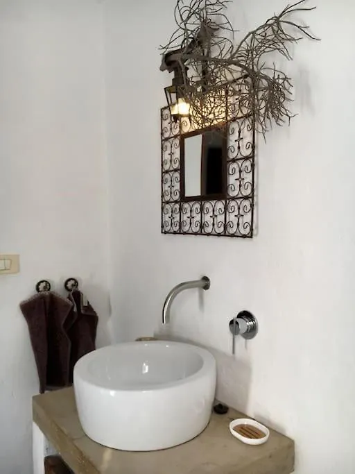 Casa Chris Y Marie, Villa With Heated Mini Pool Lajares