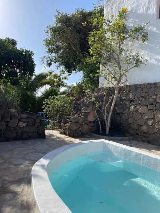 Casa Chris Y Marie, Villa With Heated Mini Pool Lajares Espanha